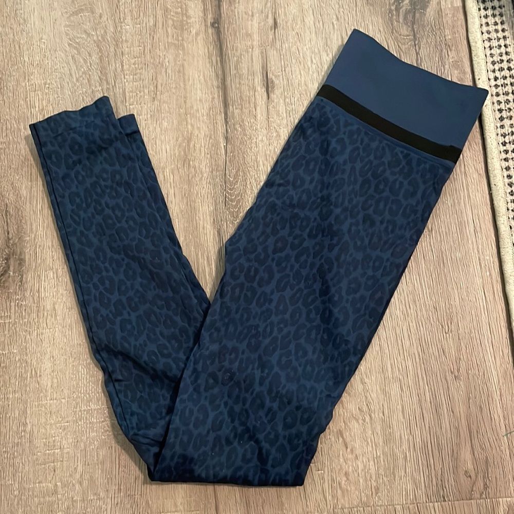 EUC Paris + Me Dark Blue Small Leopard Full Length Leggings